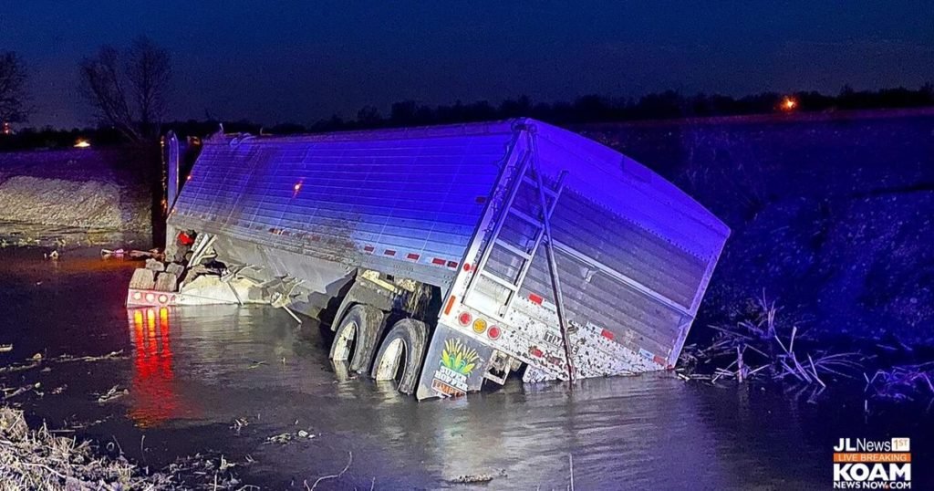Tractor-trailer crashed off Mo-171 into 3-ft water; Road closes for recovery - KoamNewsNow.com