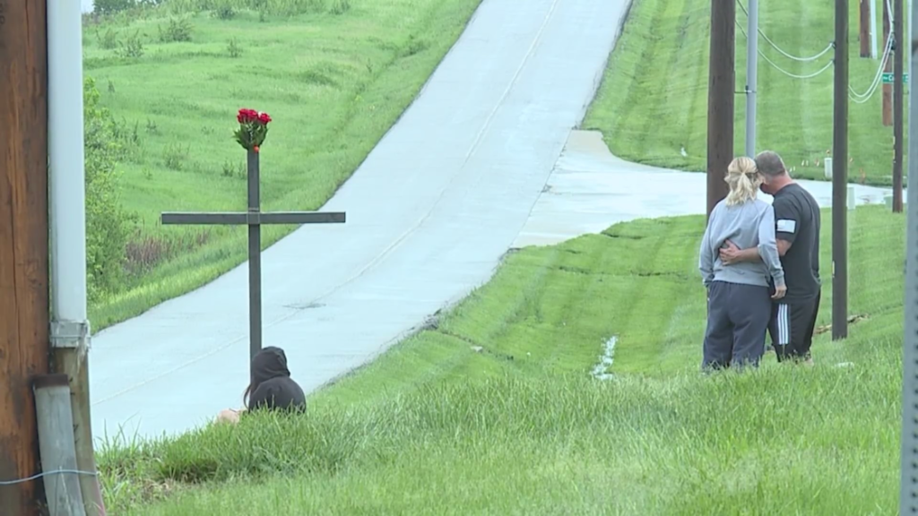 Family launches petition for guardrails after deadly Grain Valley crash - WDAF FOX4 Kansas City