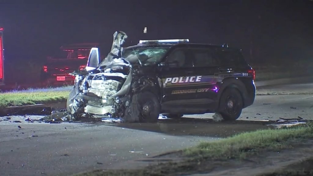 Mother and son killed when Missouri City officer T-boned their car while heading to call: Police - KTRK-TV