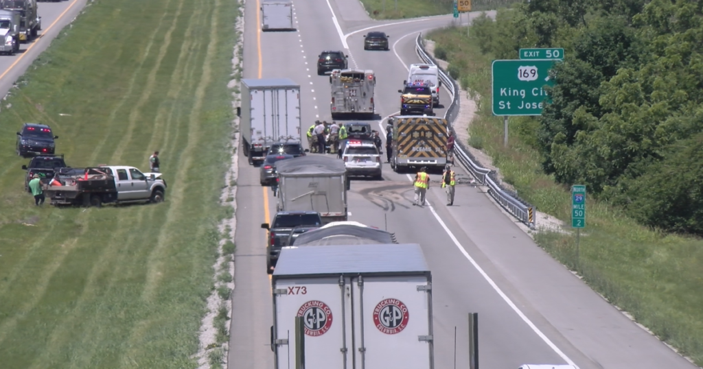 Multiple injured in major accident on I-29 Monday afternoon - KQ2.com